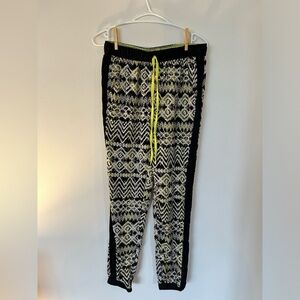 Vera Wang Pants​